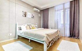 Whitehome